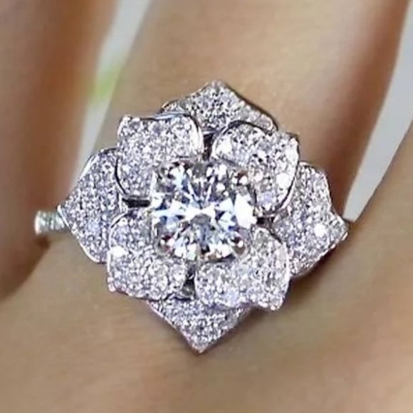 💎Beautiful Shiny CZ Diamond Large Flower Anillos Dainty Carved Ring,UNVN… - Picture 4 of 4